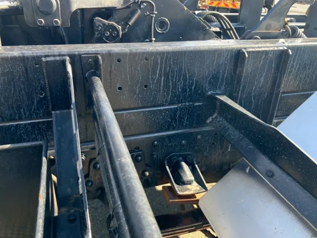 三菱 ファイター 2KG-FK72F(2WD)の写真10