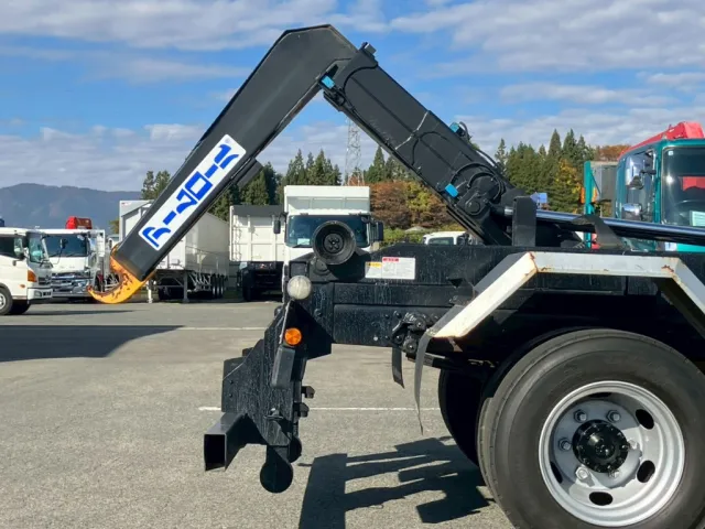 三菱 ファイター 2KG-FK72F(2WD)の写真12