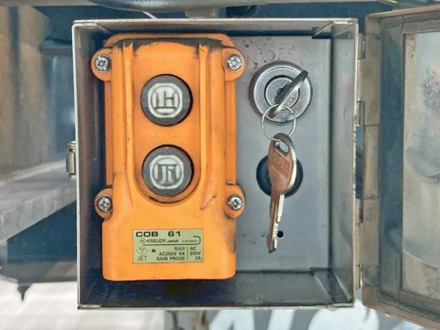 リヤ運転席側のスイッチです。|日通  NT21C026の写真23