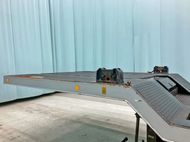 前方のJRコンテナ用の緊締装置は据え置き式です。|日通  NT21C026の写真26