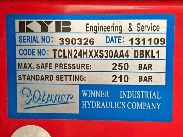 油圧装置のプレートです。|日通  NT21C026の写真33