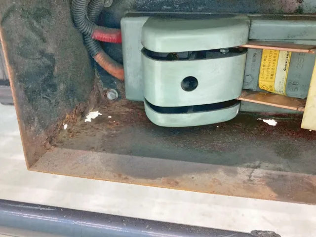 箱底部に腐食・穴あきがあります。|日通  NT21C026の写真37