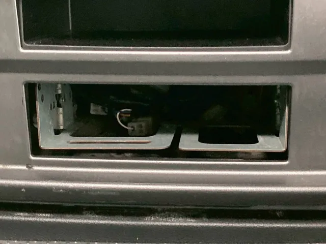 コンソールボックスが欠品しています。|日野 プロフィア QKG-FW1EXBGの写真38