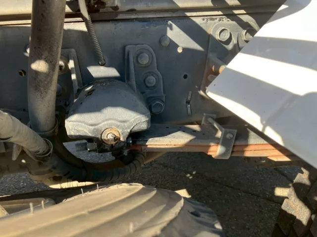 リーフサスです。|いすゞ フォワード TKG-FRR90S2(2WD)の写真7