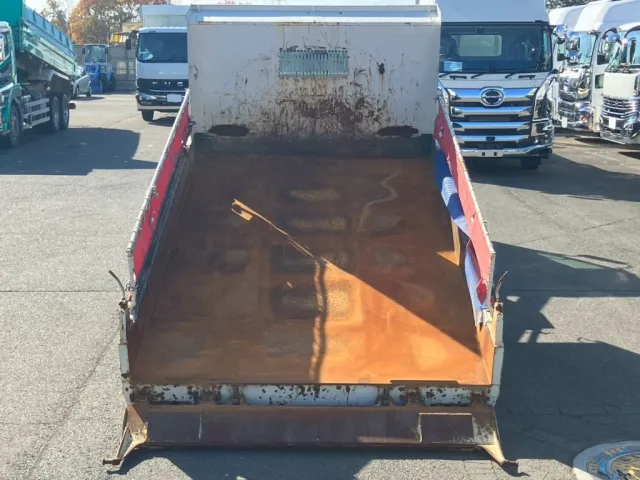 いすゞ フォワード TKG-FRR90S2(2WD)の写真11