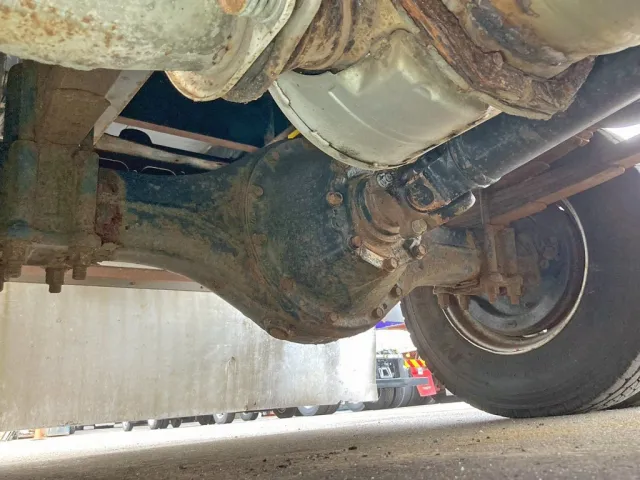 下回りの状態です。(中央後方)|三菱 ファイター TKG-FK61F(2WD)の写真28