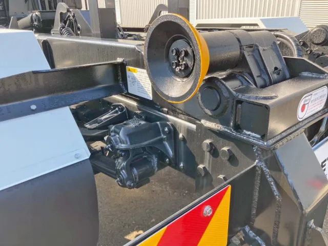 シャーシの状態です。|三菱 ファイター 2KG-FK62F(2WD)の写真6