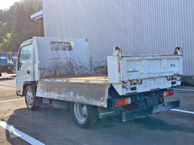 アオリを開いた状態です。|いすゞ エルフ TPG-NKR85AN(2WD)の写真4