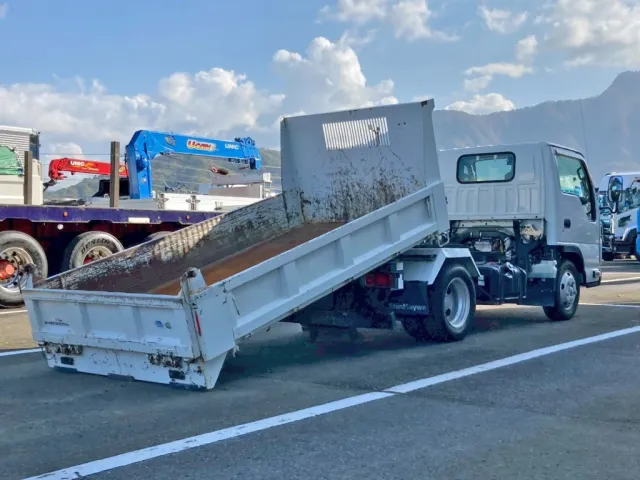 ボディースライドした状態です。|いすゞ エルフ TPG-NKR85AN(2WD)の写真6