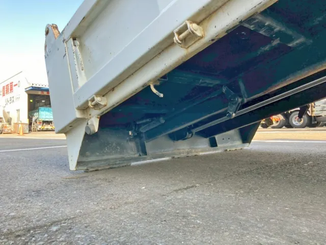 いすゞ エルフ TPG-NKR85AN(2WD)の写真24