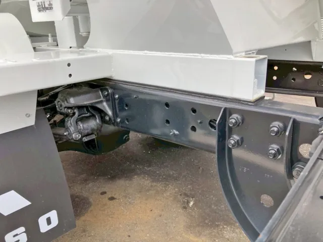 シャーシの状態です。|三菱 ファイター 2KG-FK72F(2WD)の写真6