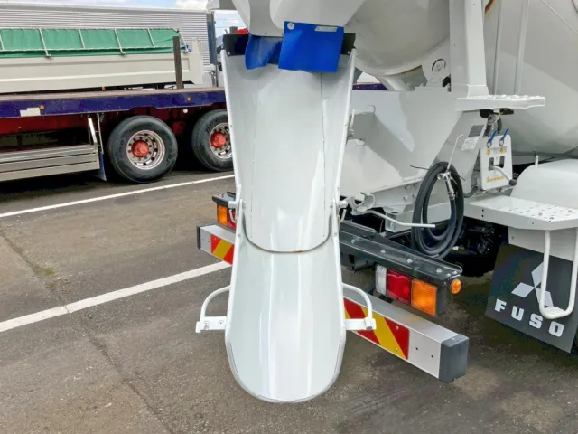 シュートの状態です。|三菱 ファイター 2KG-FK72F(2WD)の写真13