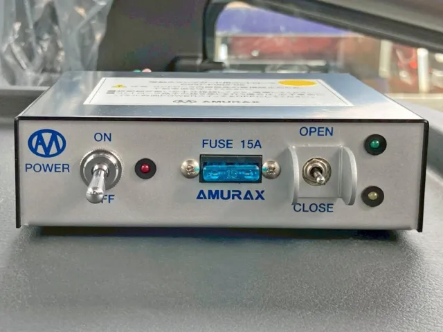 ホッパーカバーの開閉スイッチです。|三菱 ファイター 2KG-FK72F(2WD)の写真25