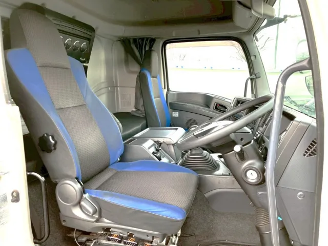 いすゞ ギガ 2PG-EXZ52CKの写真9