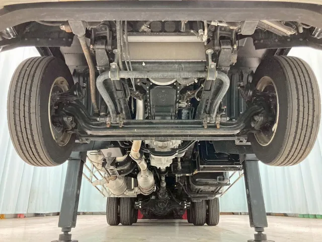 三菱 ファイター 2DG-FQ62Fの写真8