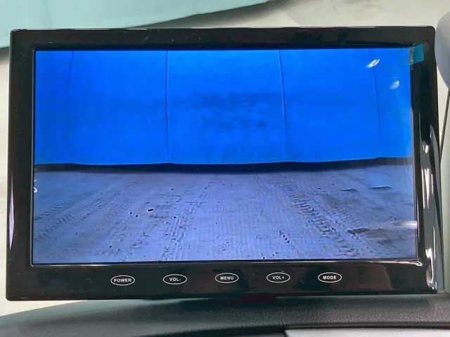 液晶バックモニター付きです。|三菱 ファイター 2DG-FQ62Fの写真24