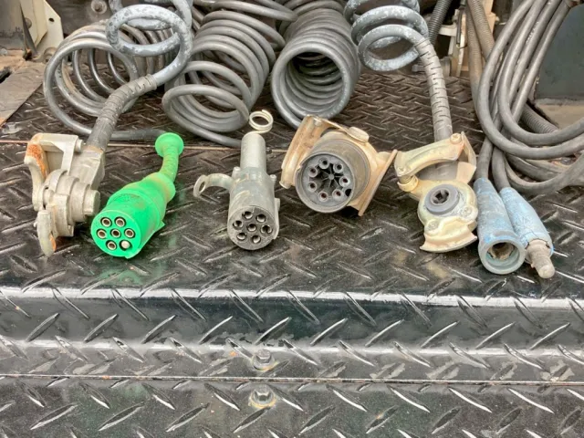 接続コネクター類です。|ボルボ 不明の写真19