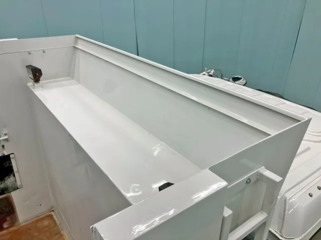 シートデッキの状態です。|いすゞ ギガ QKG-CXZ77ATの写真15