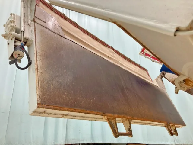 いすゞ ギガ QKG-CXZ77ATの写真22