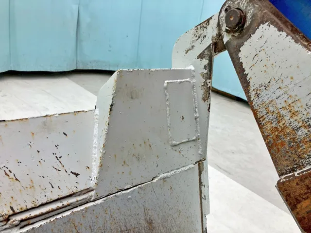 リヤゲート助手席側にパッチ当て箇所があります。|いすゞ ギガ QKG-CXZ77ATの写真23