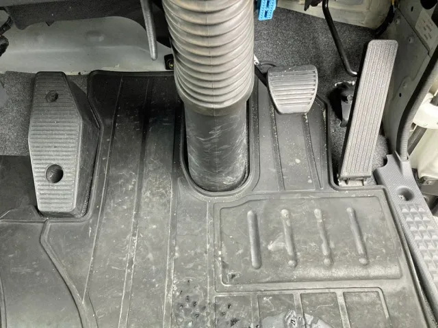 2ペダル仕様です。|いすゞ フォワード 2RG-FRR90T2(2WD)の写真33