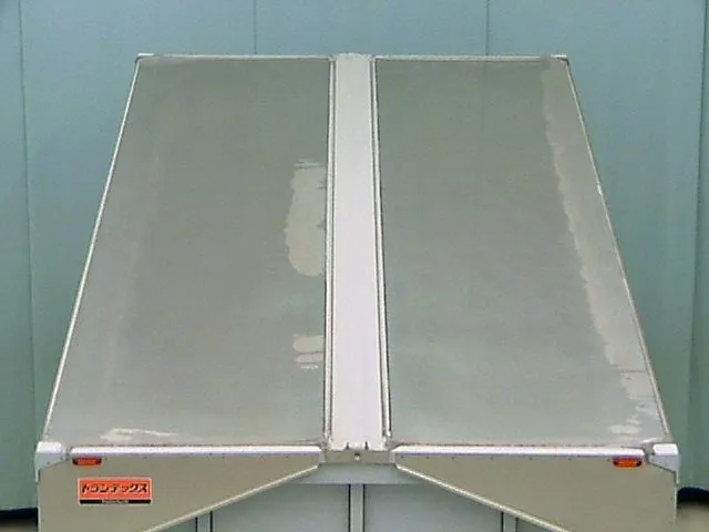 いすゞ フォワード 2RG-FRR90T2(2WD)の写真36