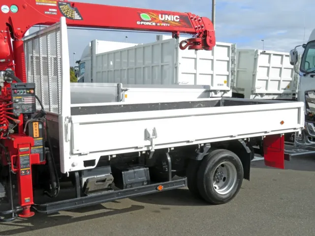 いすゞ エルフ 2RG-NMR88AR(2WD)の写真19