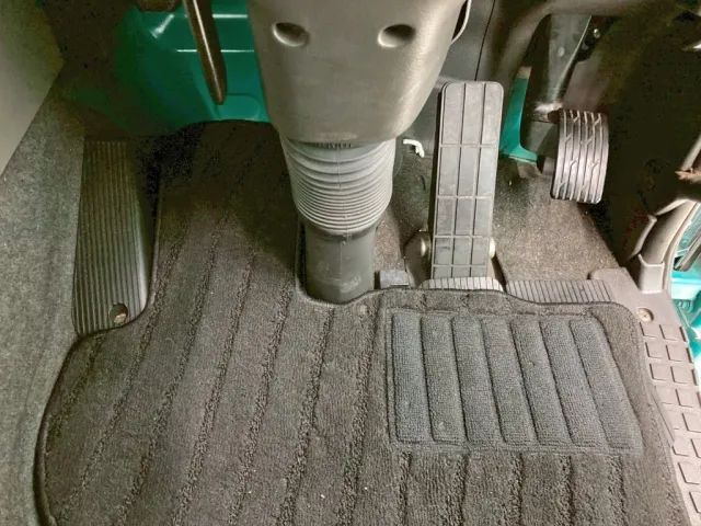 2ペダル仕様です。|UDトラックス クオン 2PG-GK5AABの写真27