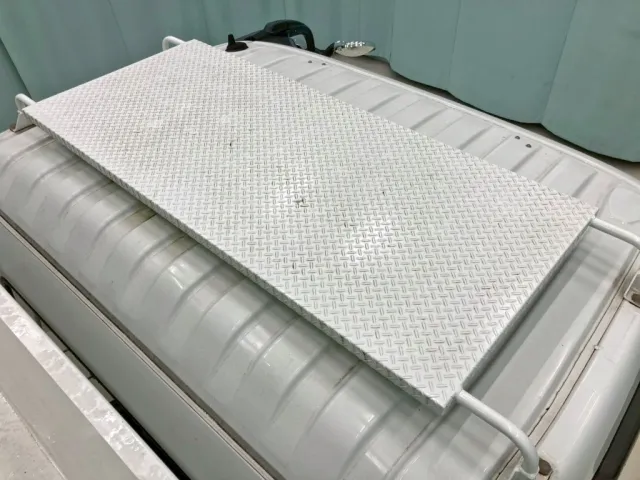 足場の状態です。|三菱 スーパーグレート 2PG-FV70HYの写真25