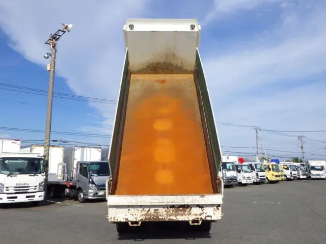 荷台全体の状態です。|UDトラックス クオン 2PG-CW5ALの写真14