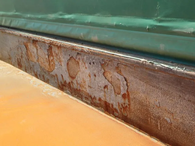 荷台内側にキズ・サビ・ヘコミがあります。|UDトラックス クオン 2PG-CW5ALの写真71