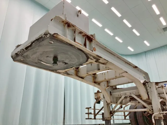 下回りの状態です。(前方)|トレクス  CTB32002の写真8