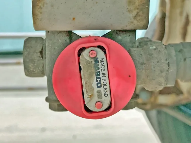 駐車ブレーキです。|トレクス  CTB32002の写真23