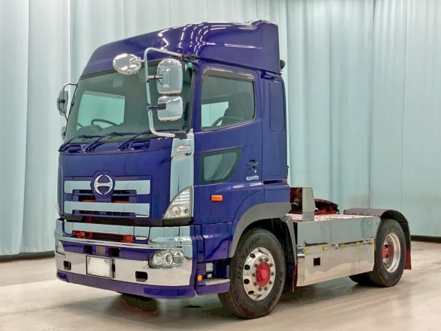 フロント周り、メッキパーツで飾っています。|日野 プロフィア QPG-SH1EDDJの写真1