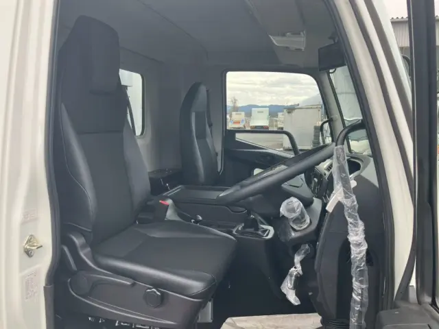 三菱 ファイター 2KG-FK72FYの写真7