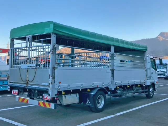 三菱 ファイター 2KG-FK61F(2WD)の写真4