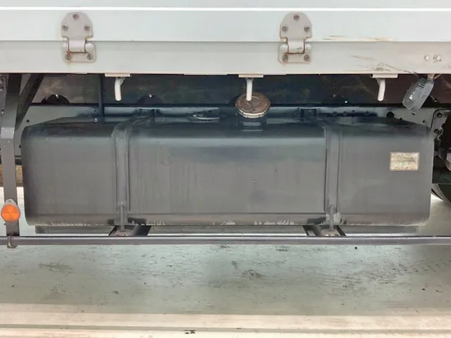 燃料タンクは200Lです。|日野 レンジャー TKG-FD7JLAA(2WD)の写真30