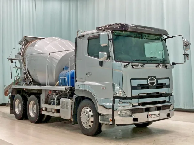 ホイールはアルミ製です。|日野 プロフィア QPG-FS1AKDAの写真2