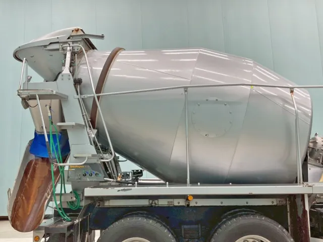 ドラムの外観状態です。(運転席側)|日野 プロフィア QPG-FS1AKDAの写真21