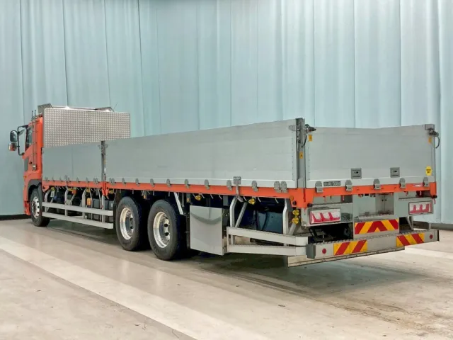 日野 プロフィア 2DG-FR1AHJの写真3