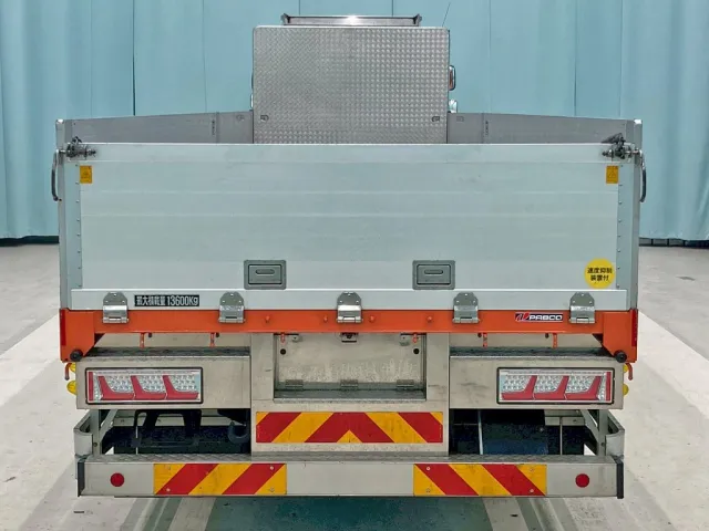 リヤ周りの状態です。|日野 プロフィア 2DG-FR1AHJの写真15