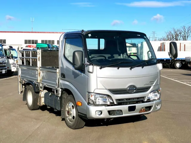日野 デュトロ TKG-XZU675M(4WD)の写真2