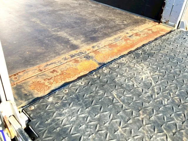 日野 デュトロ TKG-XZU675M(4WD)の写真15