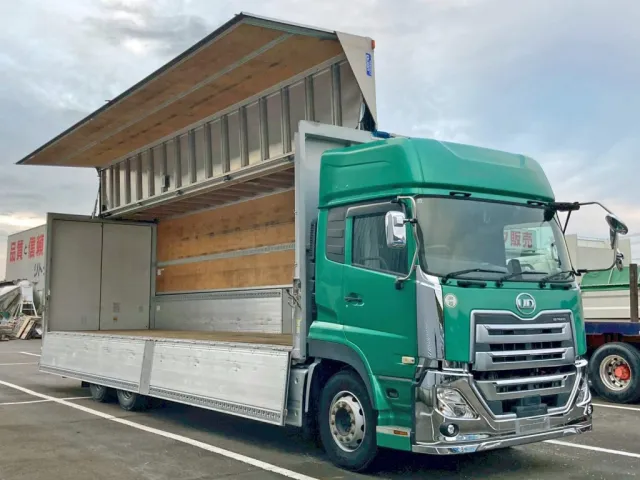 UDトラックス クオン 2PG-CD5CAの写真2