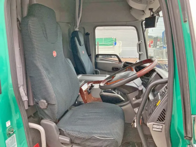 ハイルーフキャビンです。|UDトラックス クオン 2PG-CD5CAの写真8