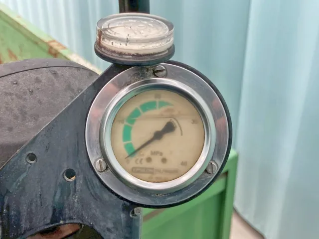 水平計 及び 負荷計です。|UDトラックス コンドル QDG-PW39Lの写真18