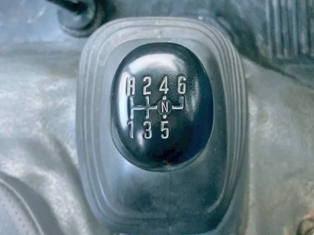 いすゞ エルフ TPG-NKR85N(2WD)の写真37