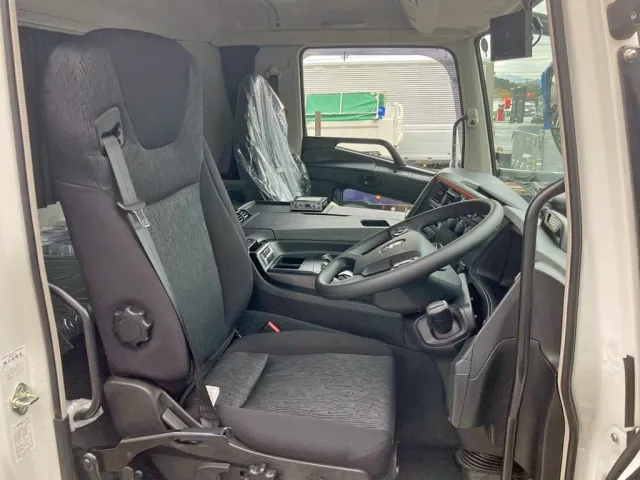 三菱 スーパーグレート 2KG-FV80GXの写真7