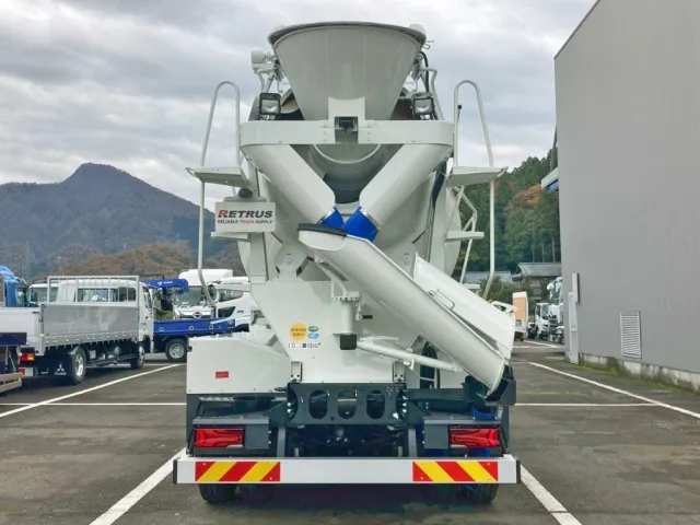 リヤ周りの状態です。|三菱 スーパーグレート 2KG-FV80GXの写真11