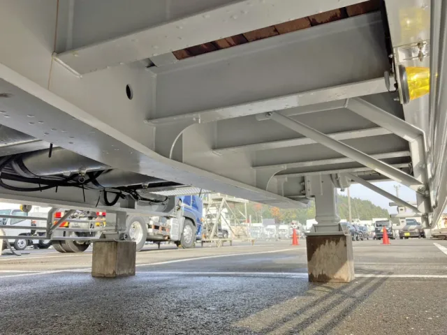 シャーシとネタの状態です。(横ネタ鉄製です)|トレクス PLR430CMの写真7